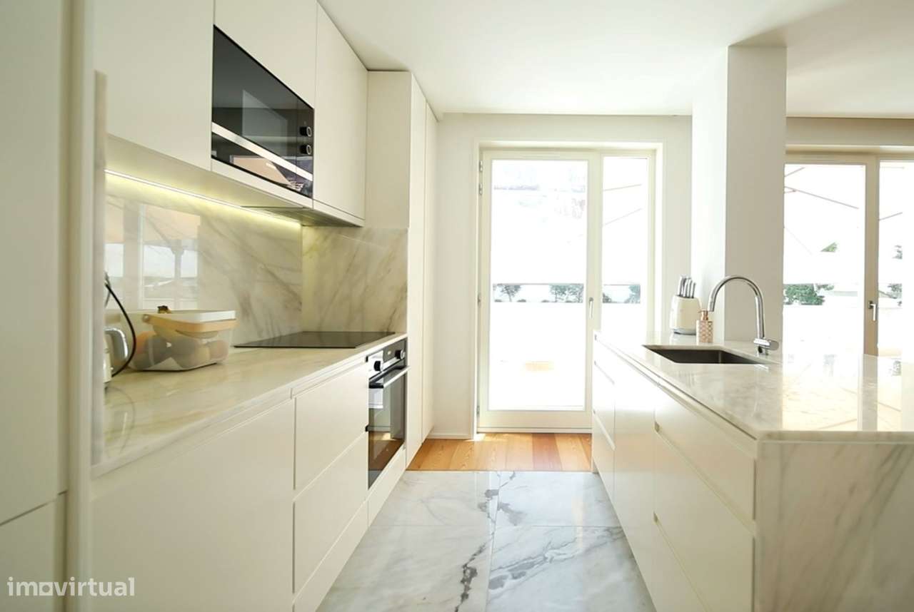 Apartamento T3 de Excelência em Matosinhos, terraço de 40 m² e lugar d-11