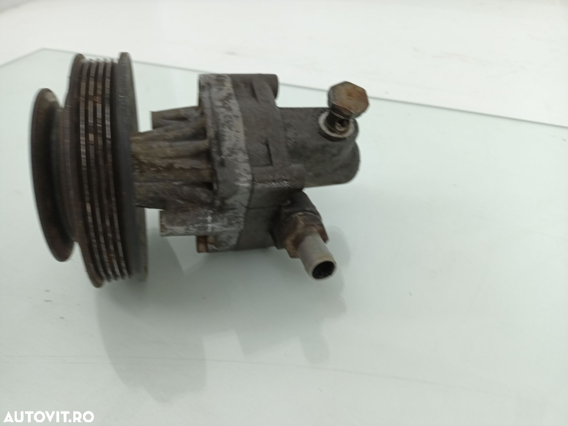 Pompa servodirectie Audi A4 B5 ADP / AHL 1.6i 1994-2000  8D0145155L - 3