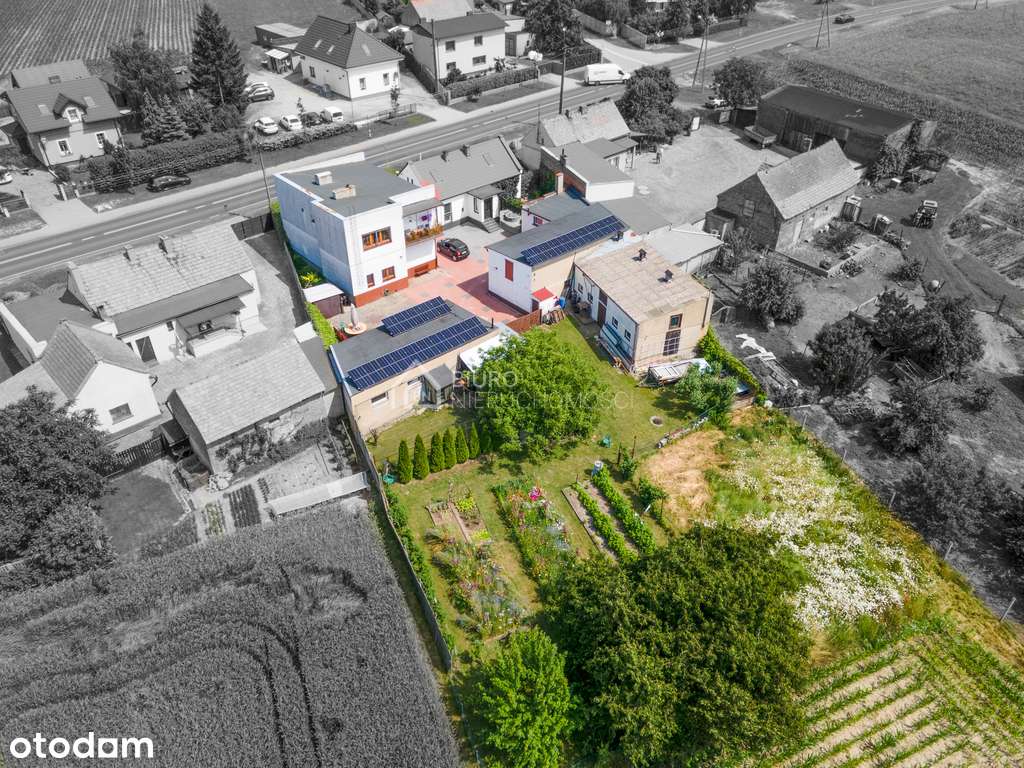 Dom w Piaskach z garażami i dużą działką Gostyń-2