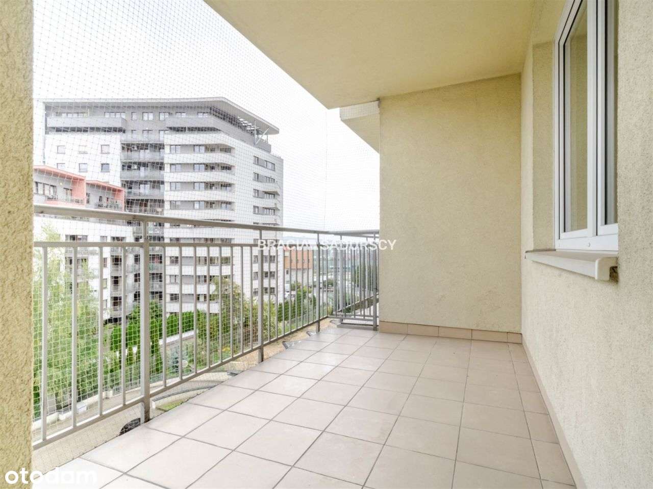 Okazja! Ustawne 2-pok, 2 balkony, duży potencjał!-14