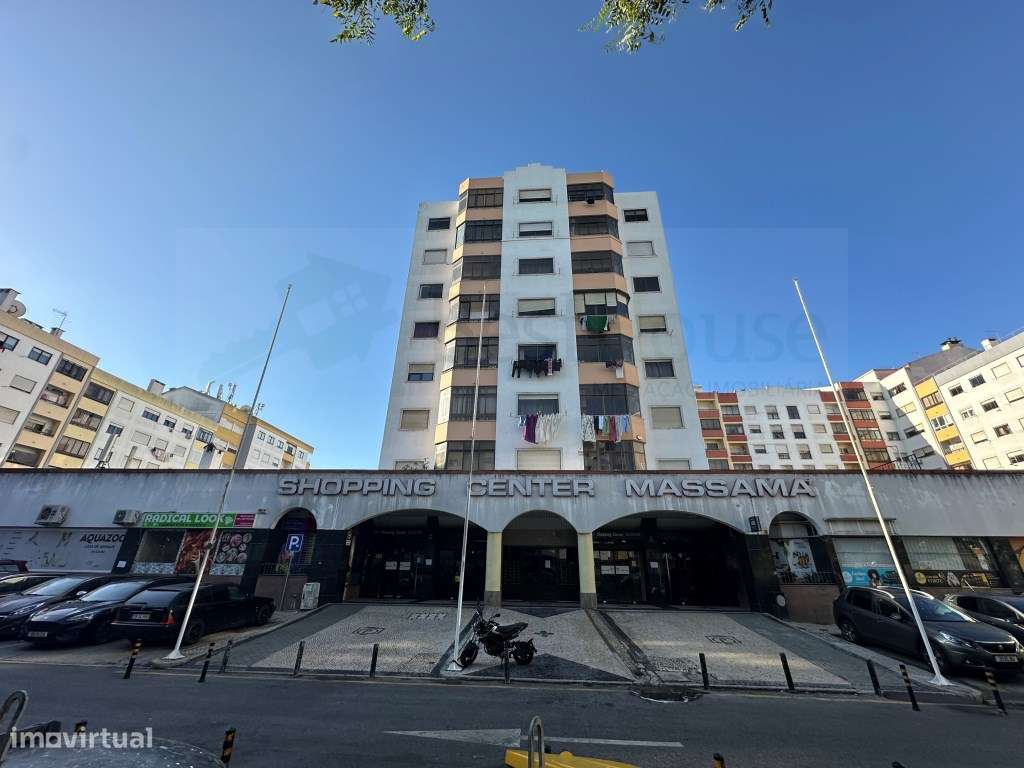 Vende-se Loja no Shopping Center de Massamá - Grande imagem: 3/15