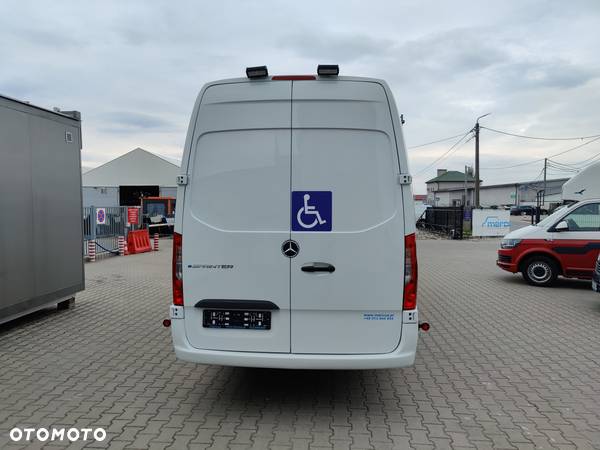 Mercedes-Benz E-Sprinter - 5