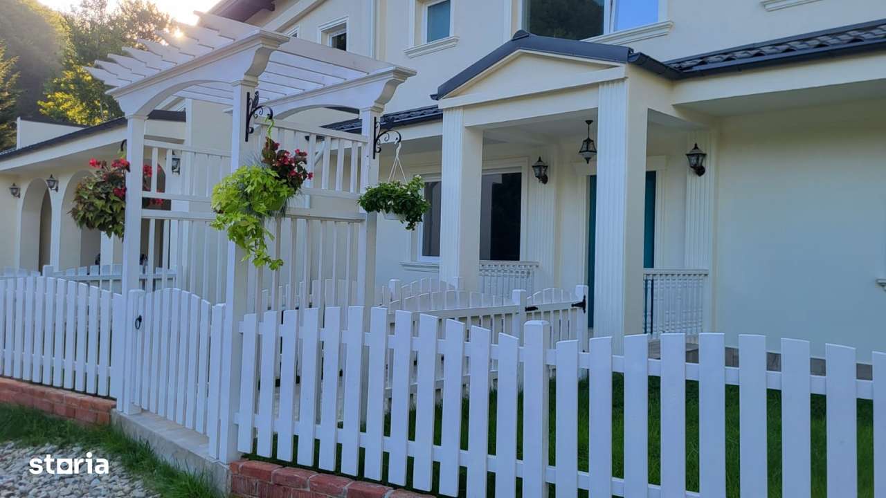 Casa / Pensiune - Statiunea montana Cheia Prahova - Imagine principală: 5/20