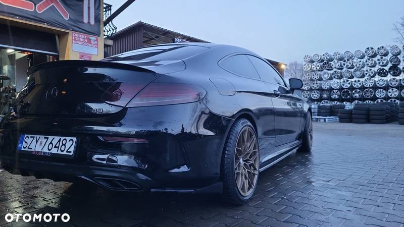 Mercedes-Benz Klasa C AMG 43 Coupe 4Matic 9G-TRONIC - 14