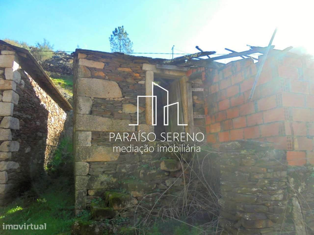 Moradia para Recuperar em Arouca - Grande imagem: 2/10