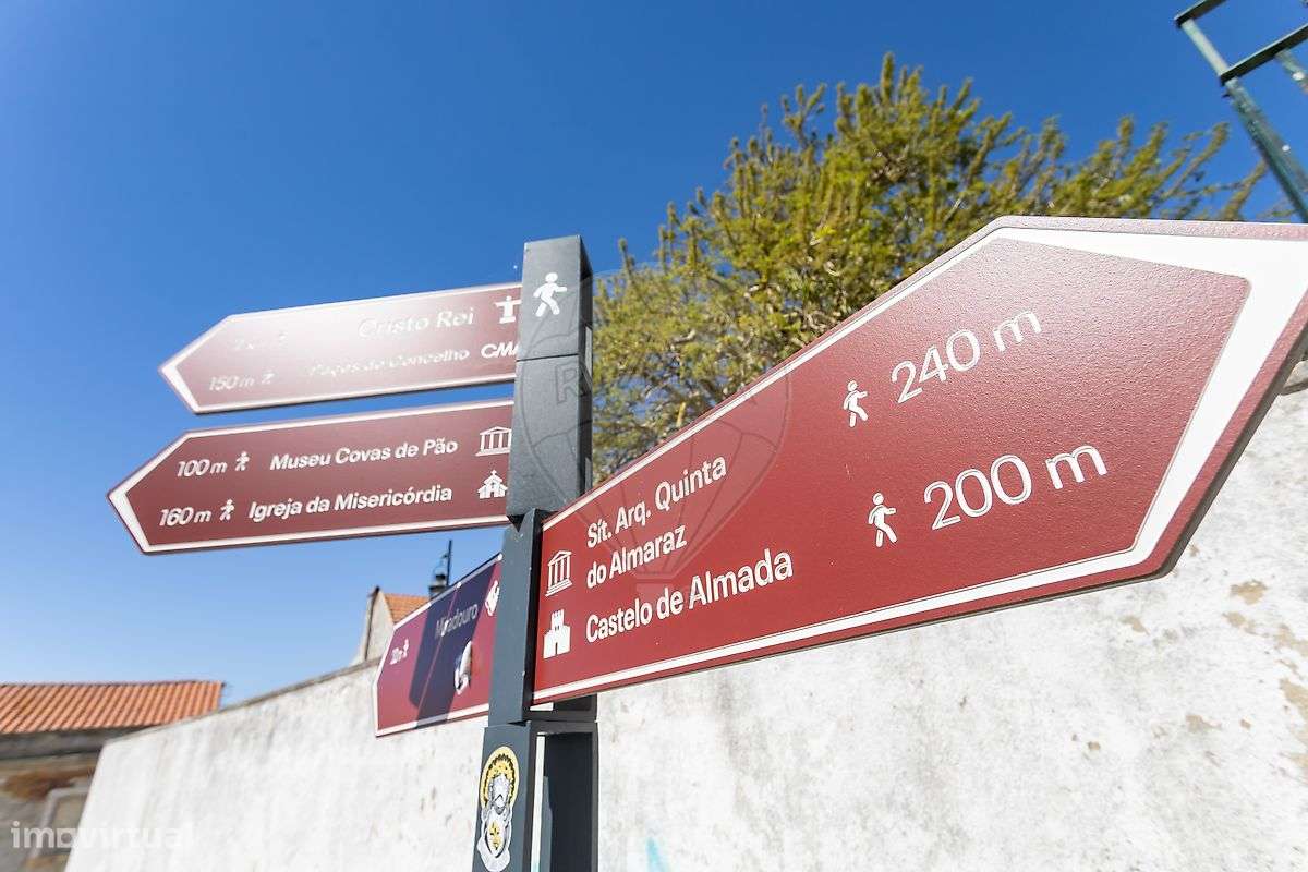 Apartamento T3 à venda em Almada-8