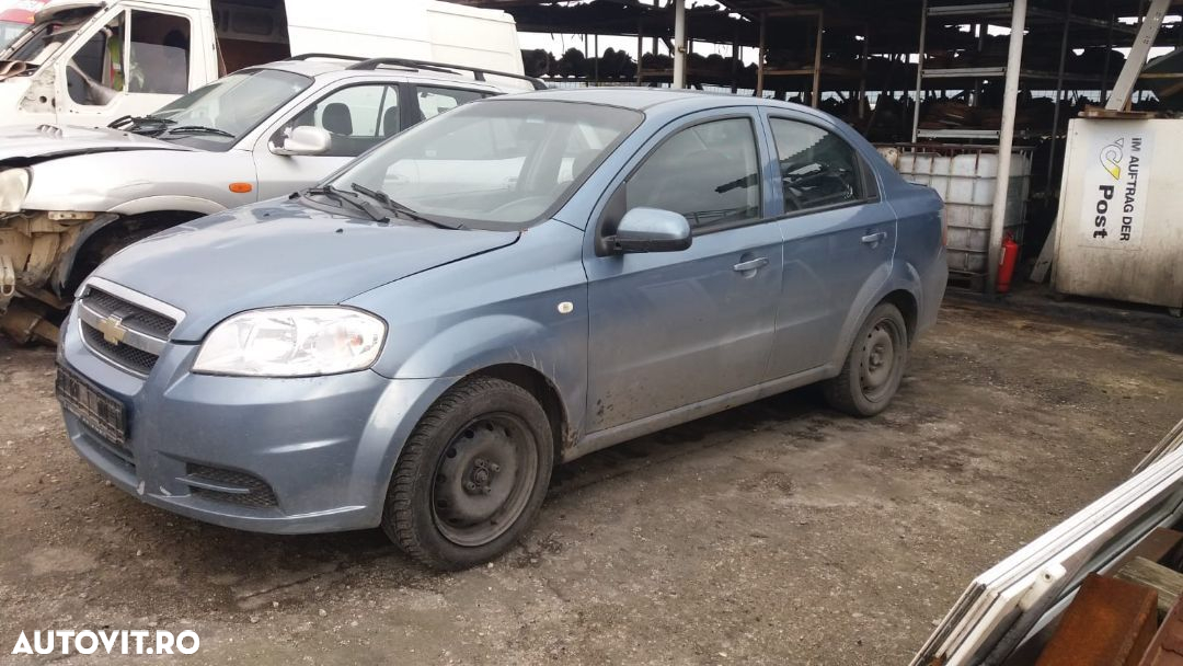 Dezmembrez Chevrolet Aveo - 2