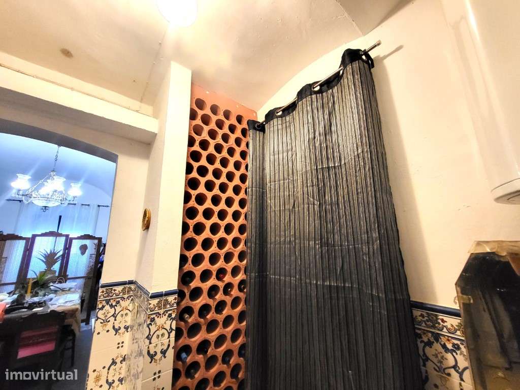 Moradia T5 com quintal, perto da Vila de Redondo - Grande imagem: 5/26