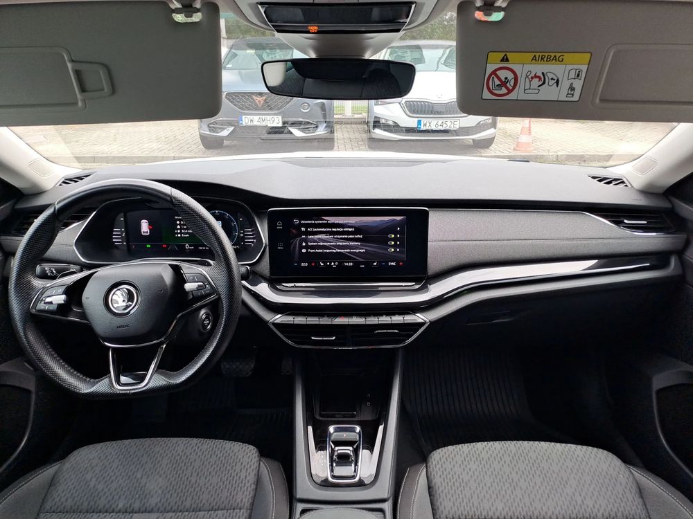 SKODA OCTAVIA HAK 230V 3-strefowa Klima Indukcja 2,0 TDI 150KM DSG ASO VAT23%