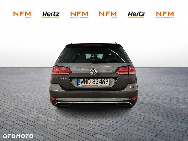 Volkswagen Golf - 5