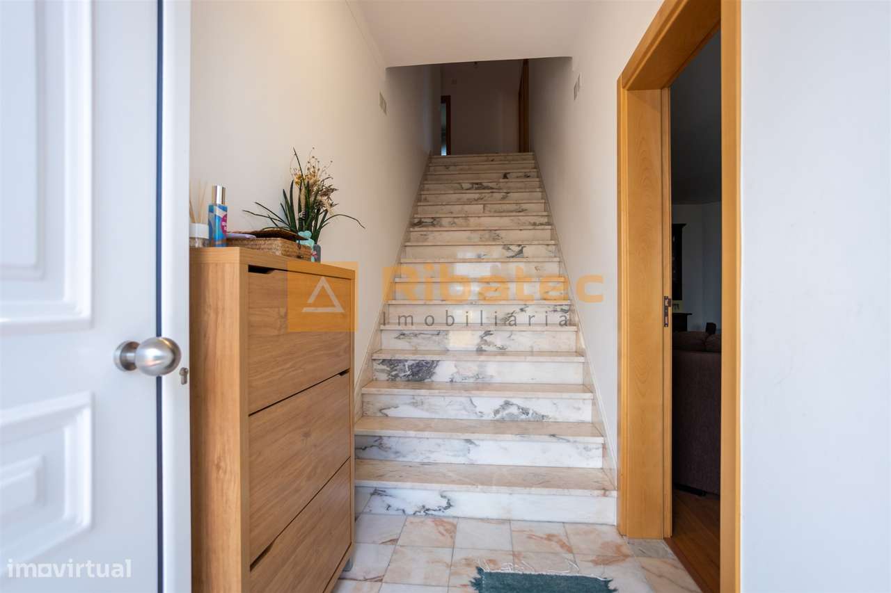 Moradia T5 em Alpiarça-9