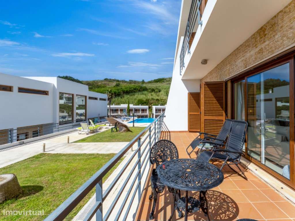 Moradia T3 com vista para a Lagoa de Óbidos, piscina e amplas áreas...-7