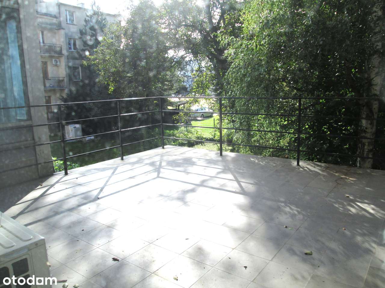 Budynek biurowo-usługowy z pozwoleniem na budowę 5 lokali mieszkalnych-5