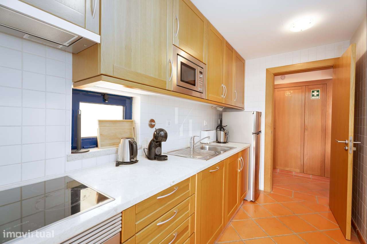T2 com terraço privado para venda no Vila Sol, em Quarteira-9