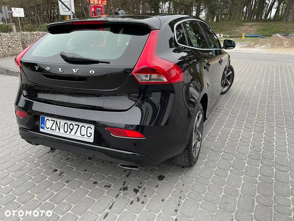 Volvo V40 D2 RDesign - 26