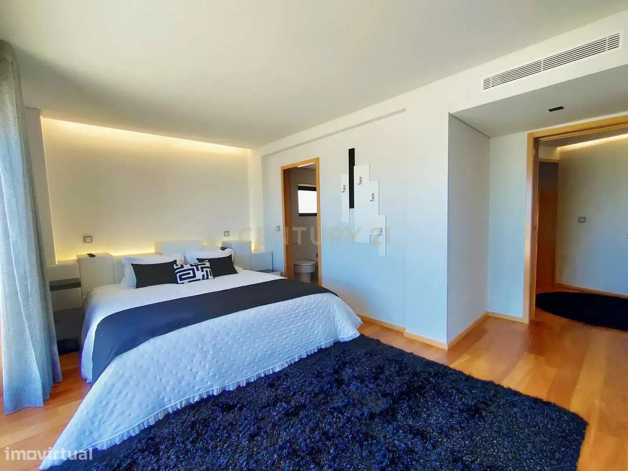 Apartamento T4 na Primeira Linha de Mar em Aver-o-Mar - Grande imagem: 4/30