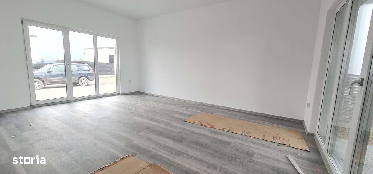 Casa 4 camere un nivel finalizata intabulata cartier Izvor Tarlungeni-1