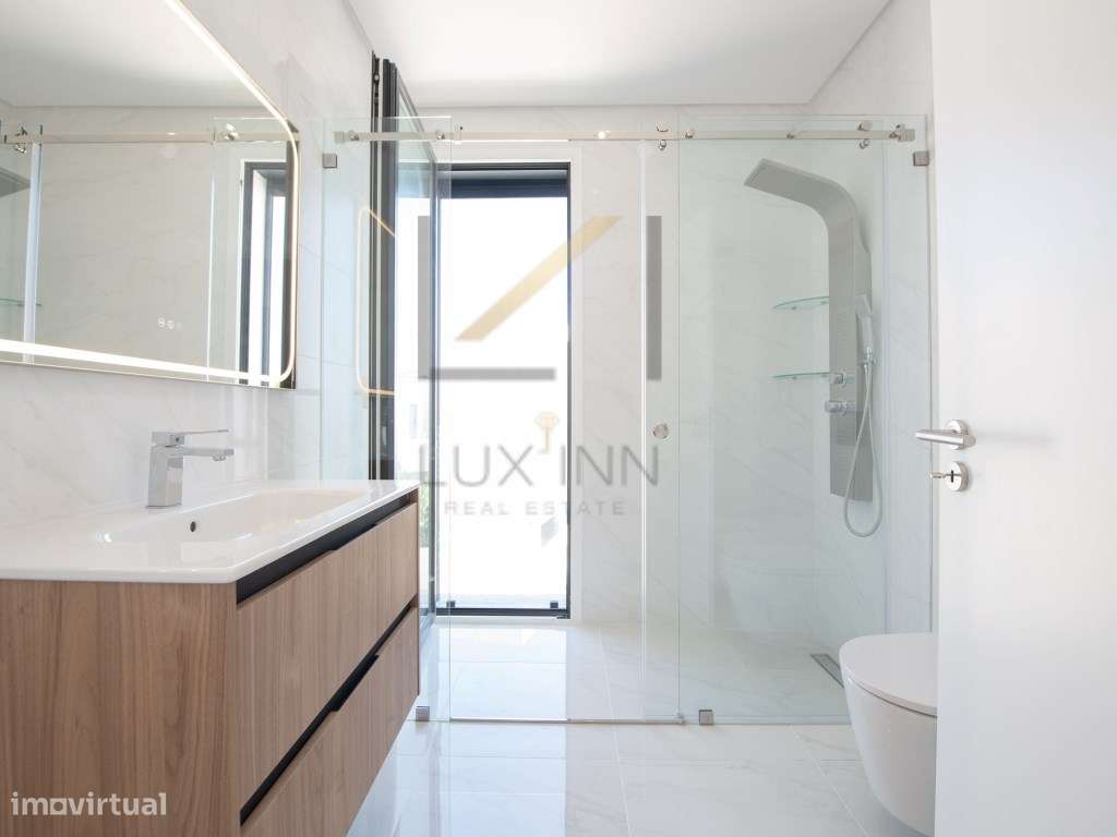 Moradia T4 isolada - Construção Nova-41