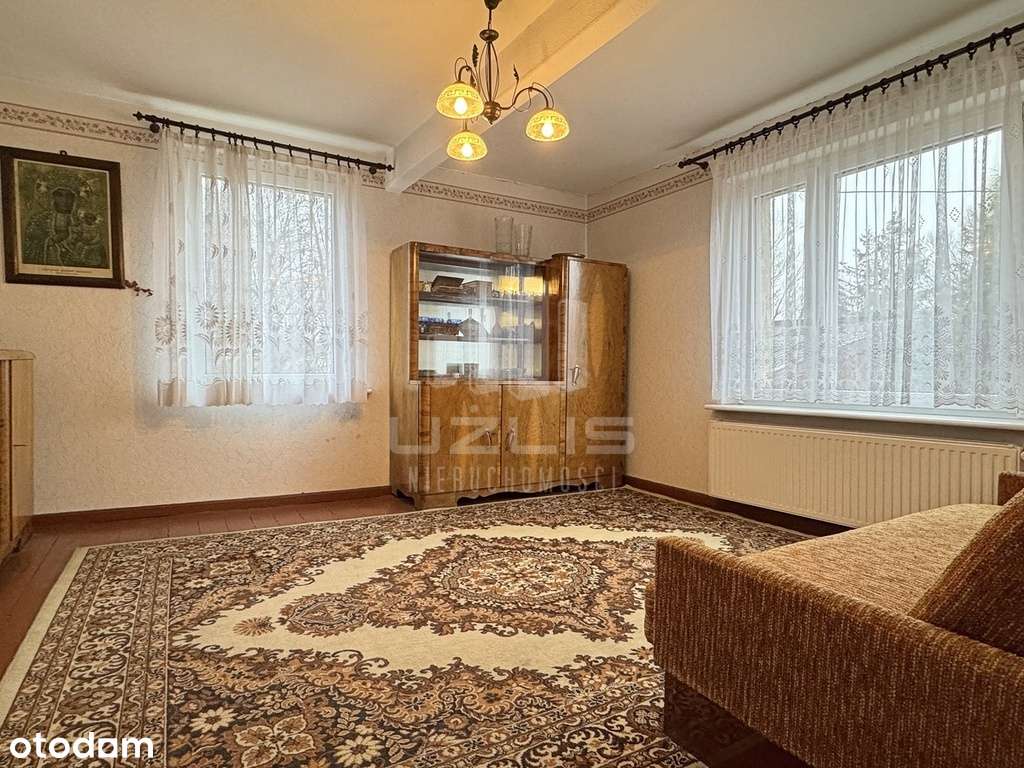 Dom z budynkami gospodarczymi w sercu Skarszew-18