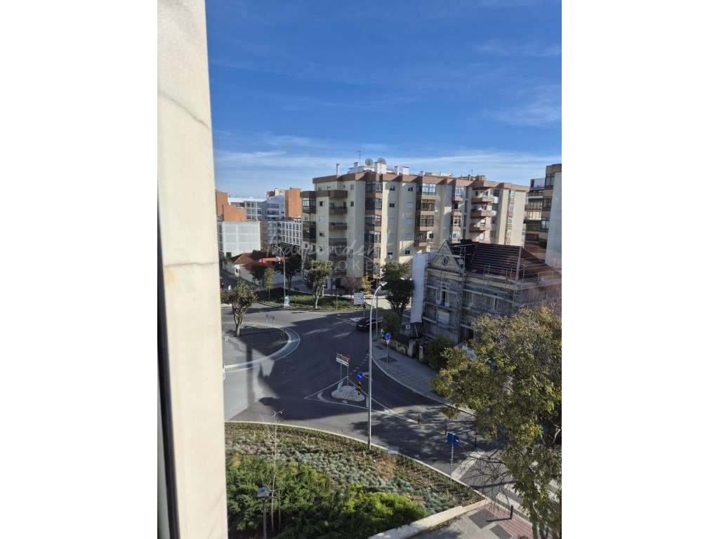 Apartamento T3 com vista esplendorosa-21