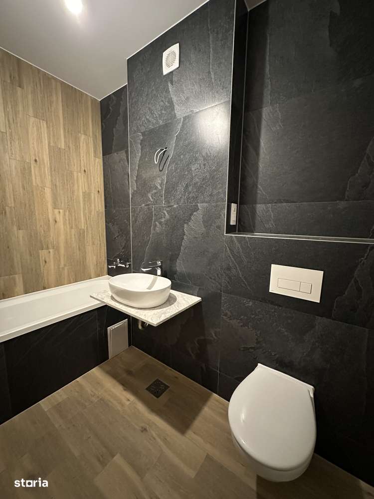 Garsoniera, 38.5 mp + 8 mp balcon, bloc nou Brasov, aprilie 2027-3