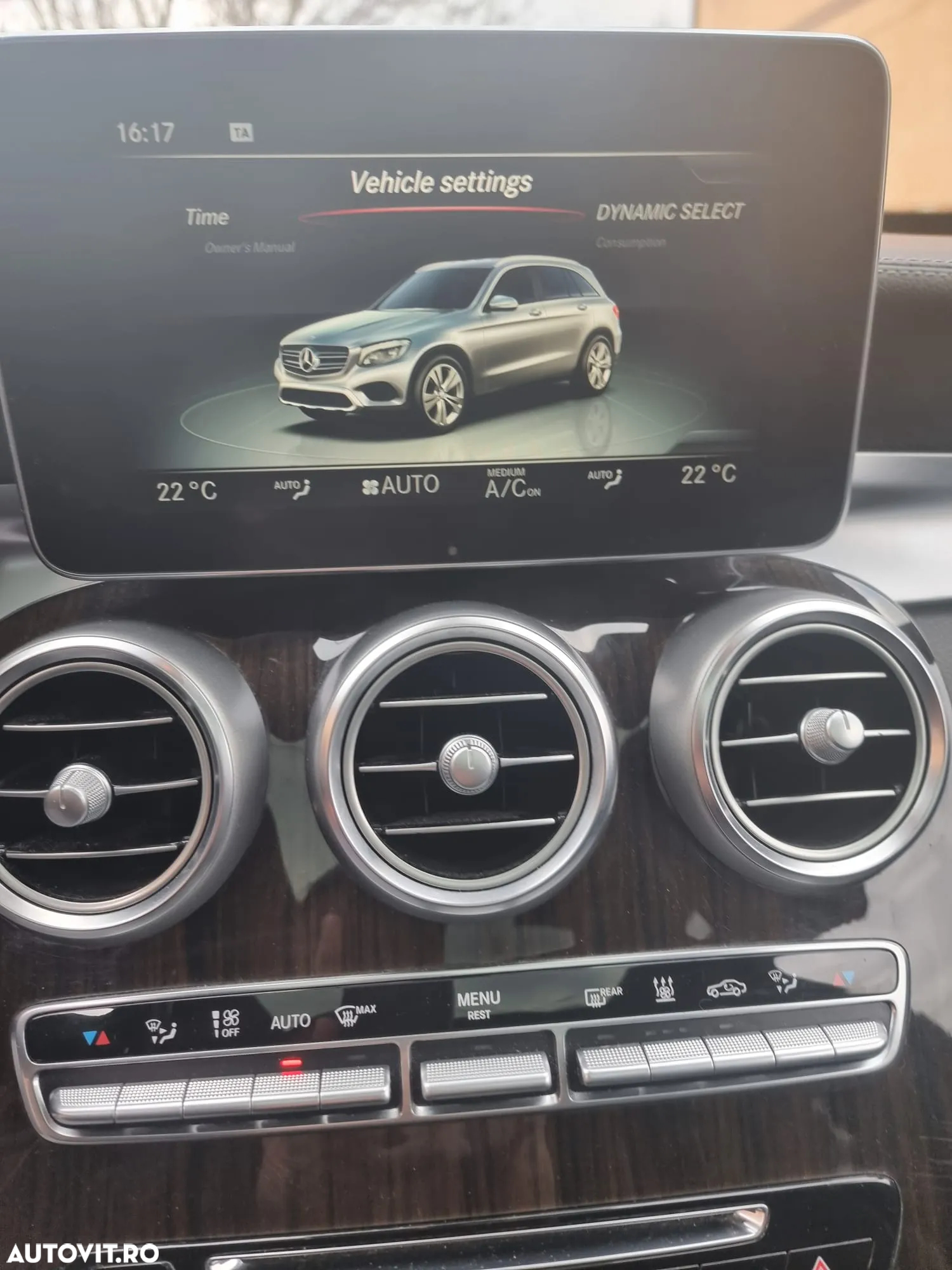 Mercedes-Benz GLC 250 d 4Matic 9G-TRONIC AMG Line - 12