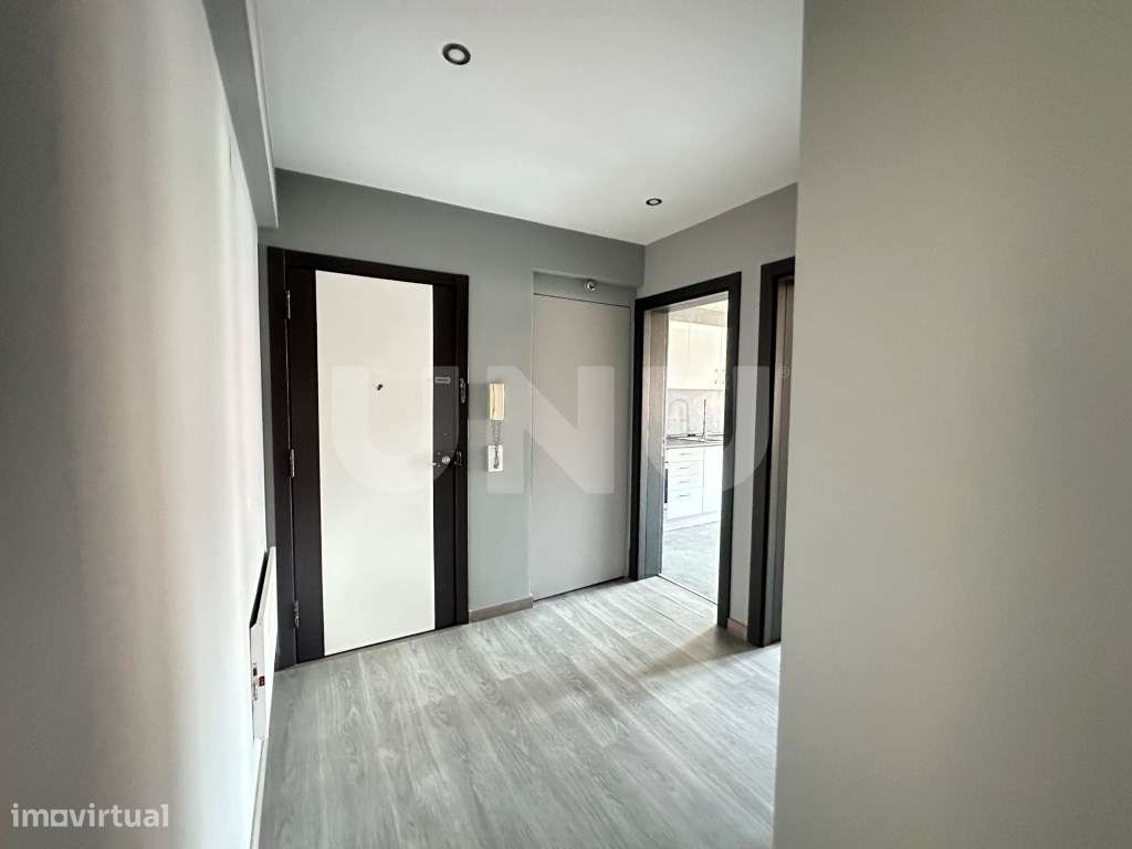 Apartamento T3 - Junto à Rotunda Europa