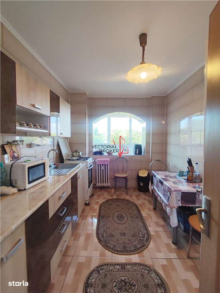 Apartament decomandat la et.210, vedere panoramica pe parcul TEI-4