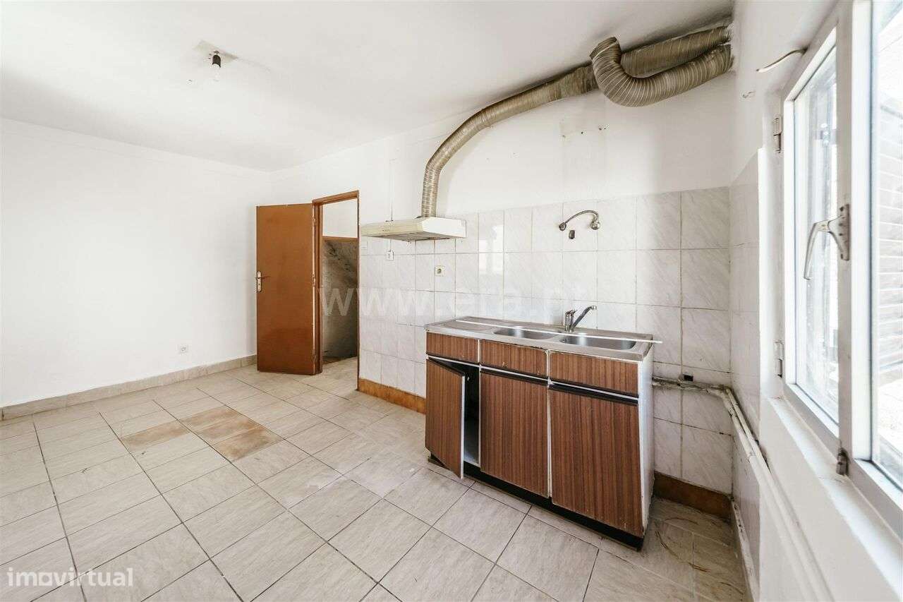 Moradia T2 / Fundão, Cortiçada - Grande imagem: 4/16