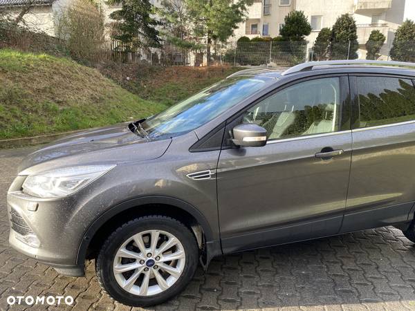 Ford Kuga 1.5 EcoBoost 4WD Titanium - 4