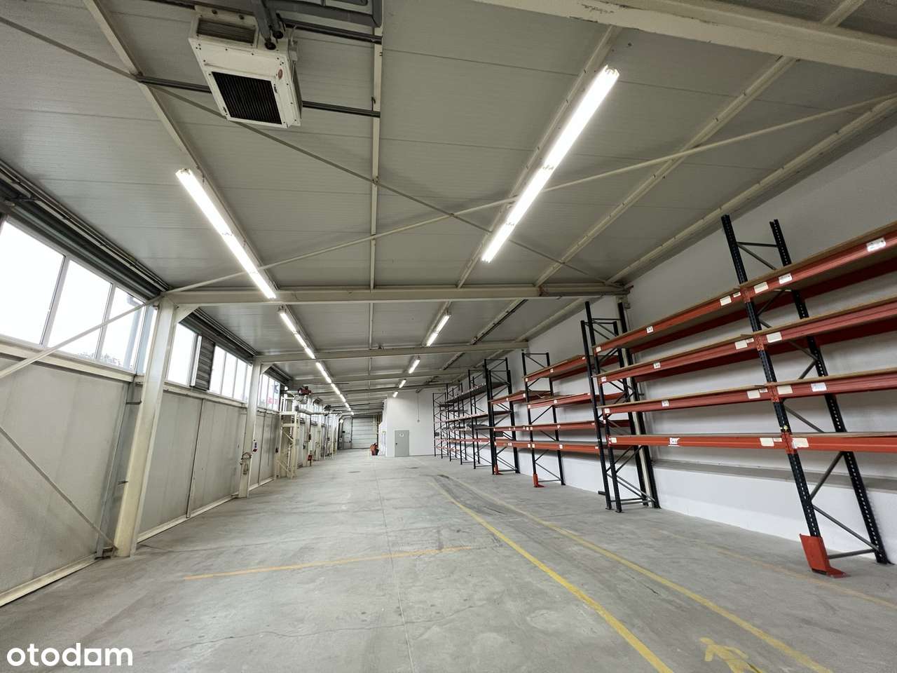 Hala magazynowo-produkcyjna 2600 m2 przy S1 +pow. biurowo-socjalna 740 - Pełny obrazek: 4/9