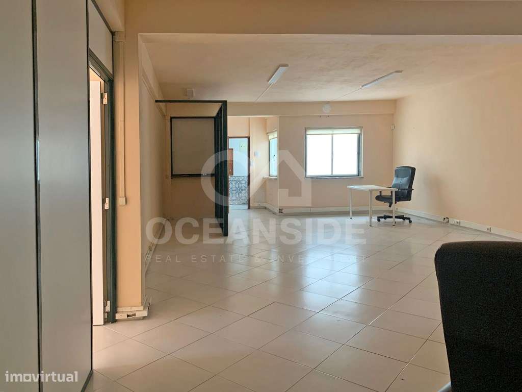 Escritórios/Salas para arrendamento na Pontinha - Grande imagem: 5/8