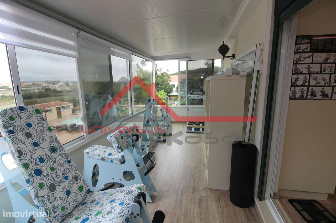 Moradia Isolada V3 com Piscina e Garagem - Terrugem, Sintra-43