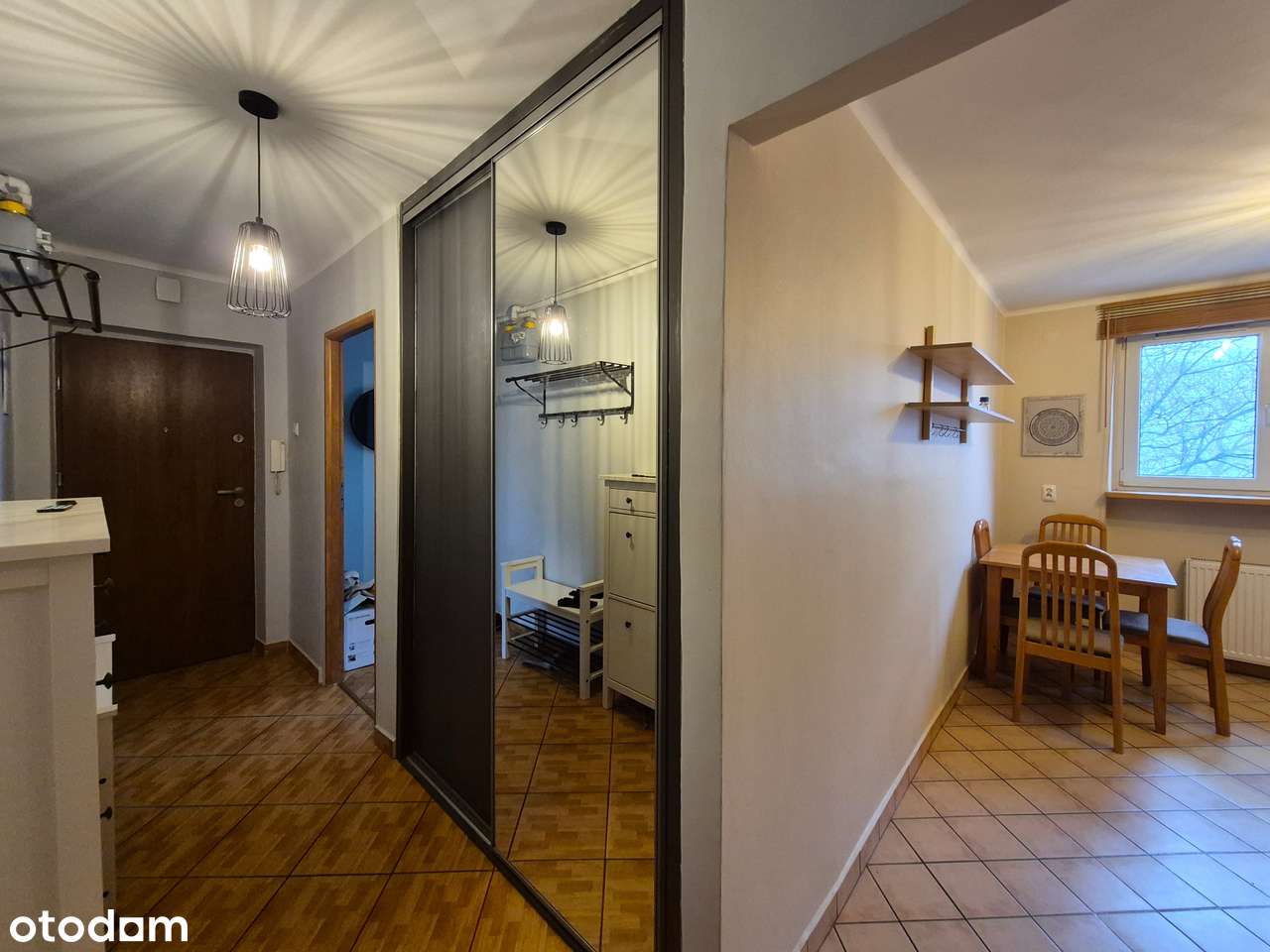 Przestronne 2 pokoje gotowe do zamieszkania-4