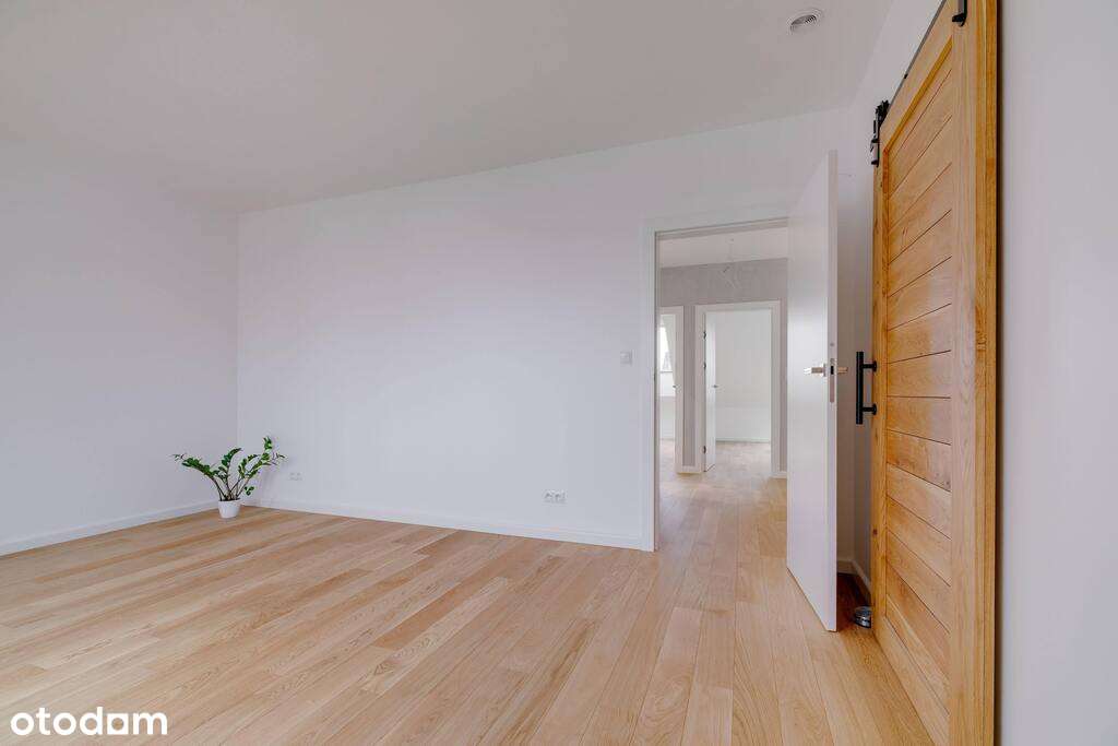 Nowy i gotowy do wprowadzenia dom pod Piasecznem-18