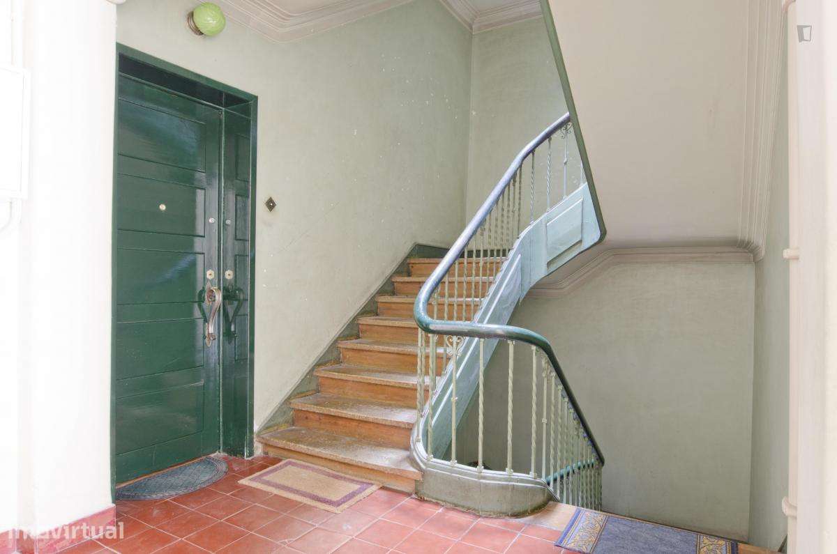 Quarto - localizado em Penha de França Lisbon - Grande imagem: 5/7