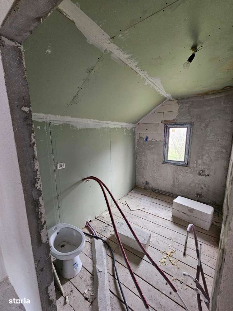 Casă de vânzare în comuna Mușătești, sat Mușătești, județ Argeș.-10