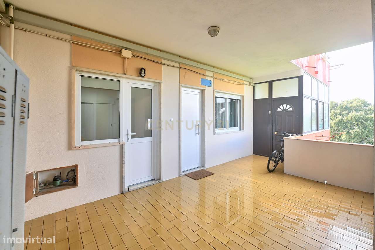 Apartamento Renovado T2 em Pinhal Novo-18