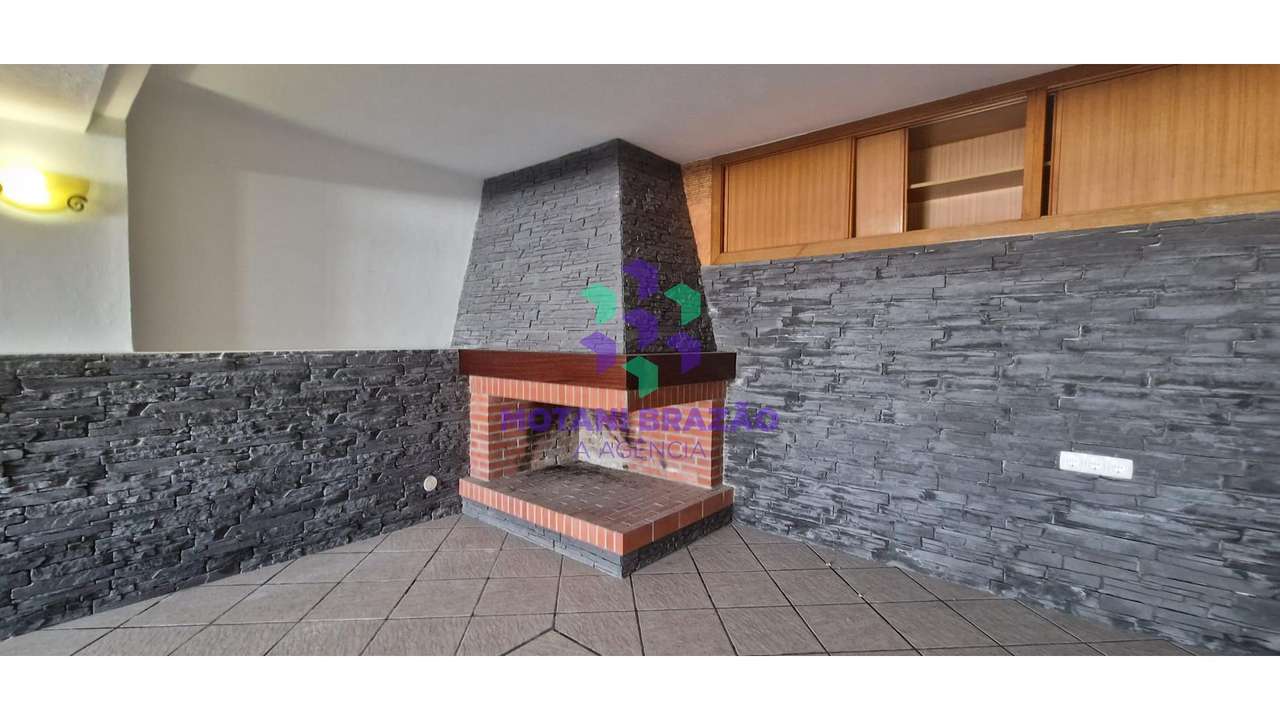 Magnífica Moradia Sesimbra c/Piscina-16