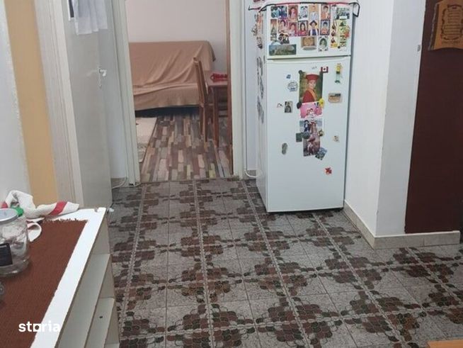 Apartament 4 camere. 1 Decembrie 1918, Ozana.-0