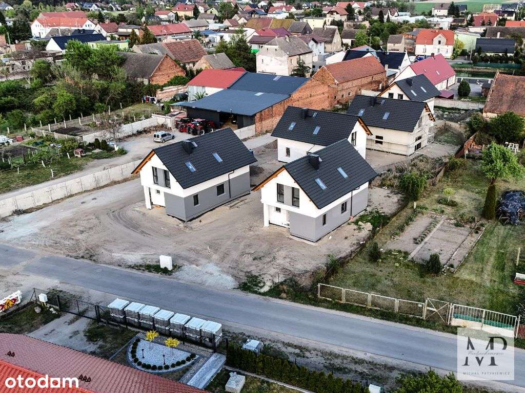 MIŁOSZYCE | NOWOCZESNE DOMY WOLNOSTOJĄCE | PROJEKT ECO 49 |