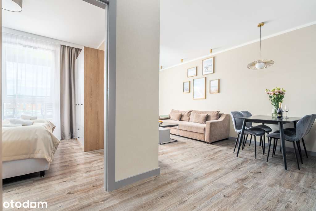 Apartament z loggią i widokiem na plac miejski - Pełny obrazek: 5/14