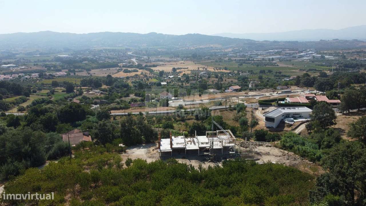 Moradias T4 e Piscina | A 5 Minutos da Covilhã-6