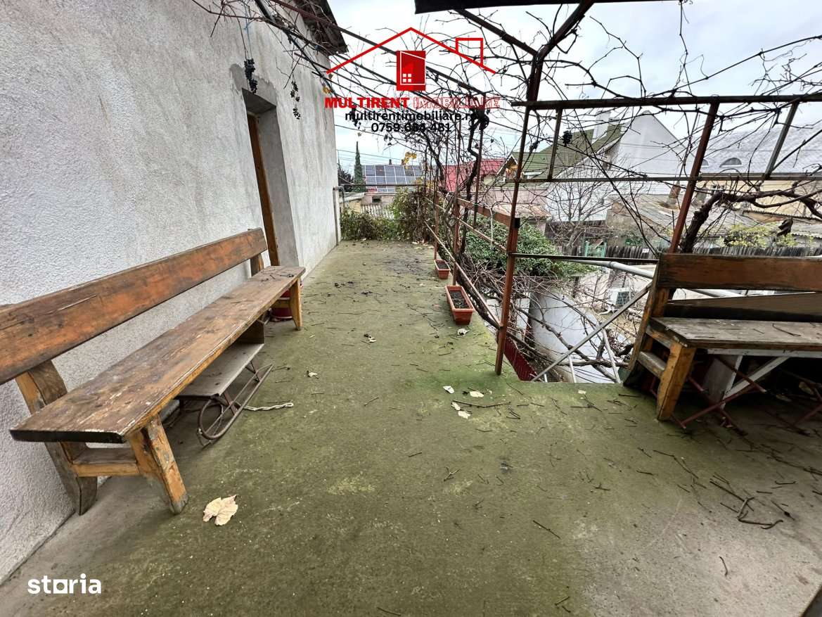 Casa de vanzare din BCA - str.Nicopol ! - Imagine principală: 1/9