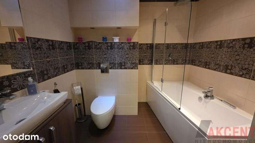 Lokal 3-pokojowy z garażem, tarasem i ogródkiem-5