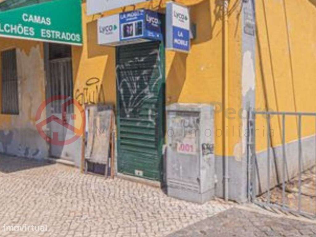 Prédio para Investimento em Olival Basto, Odivelas-45