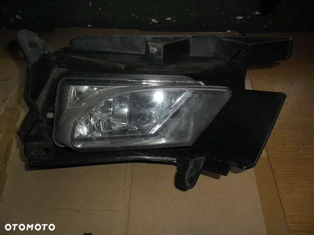 HALOGEN MOCOWANIE LEWY MAZDA 3 BL 09-11 - 1