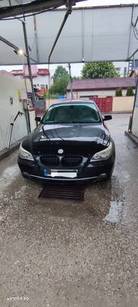 BMW Seria 5 520d - 3