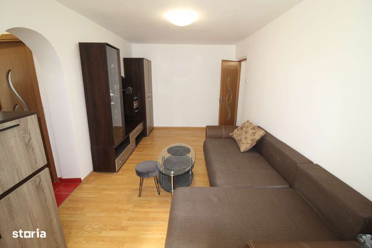 Vând apartament 3 camere în Hunedoara, zona M6-Profi City, et. 1 - Imagine principală: 2/9