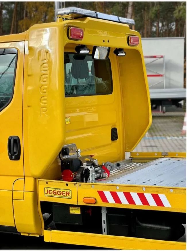 Iveco Daily 35S21HA8/P Laweta Pomoc Drogowa! POPRZEDNIA GENERACJA! Connect HI-MATIC!